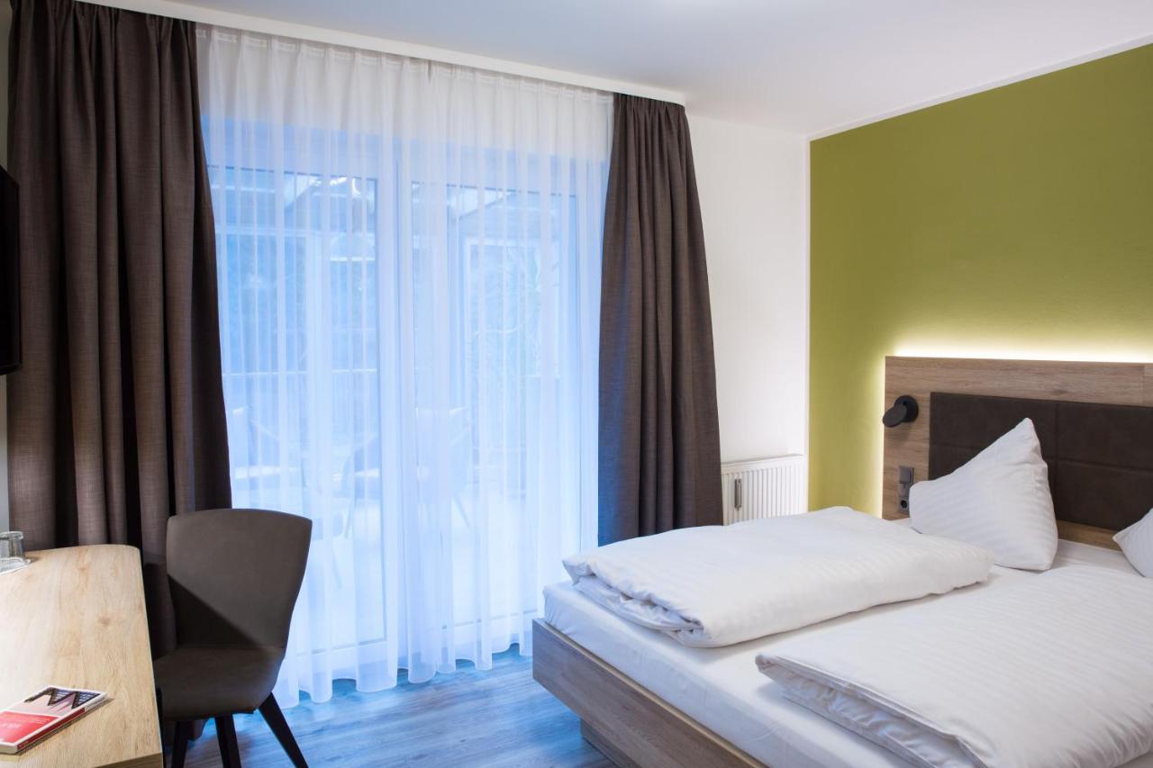 Gaestehaus Hotel Wilms Keulen Buitenkant foto